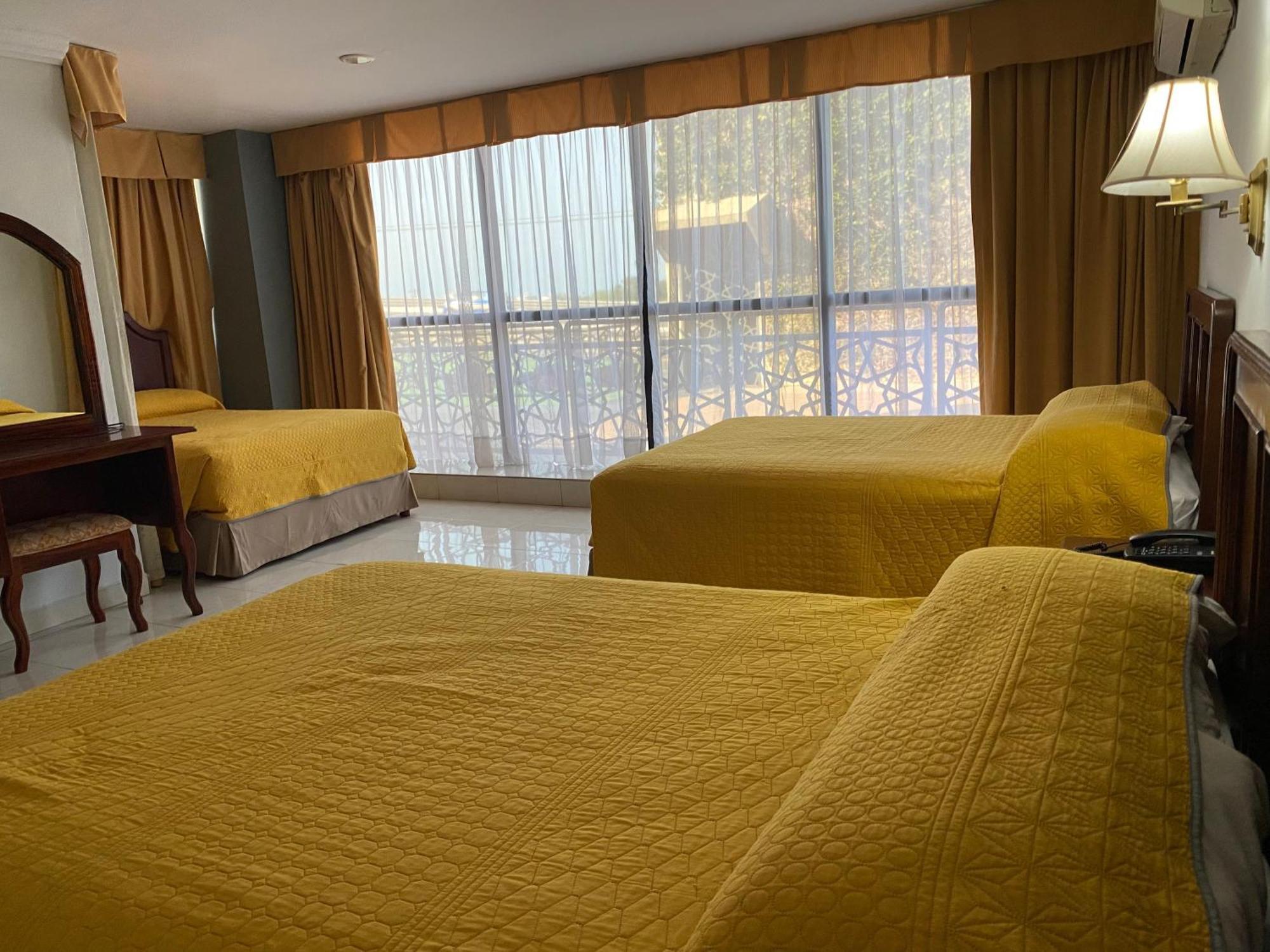 Grand Royal Tampico Hotel Buitenkant foto