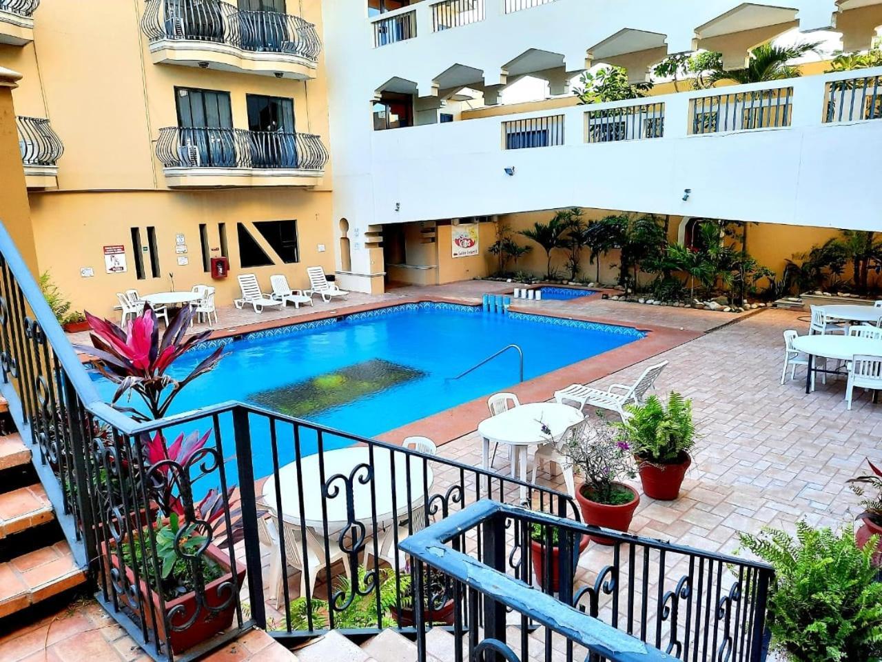 Grand Royal Tampico Hotel Buitenkant foto
